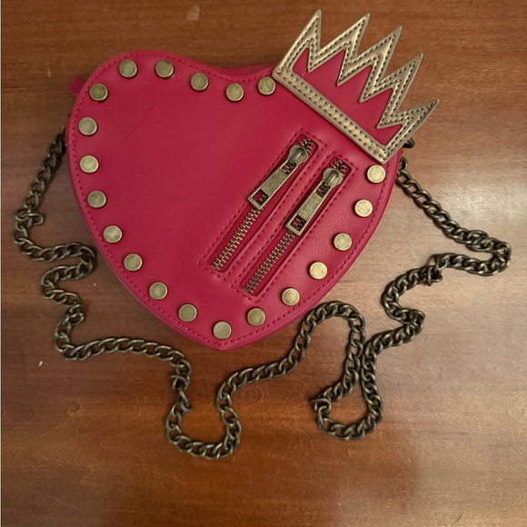 Disney Handbags - Disney Store Rare  Evie Descendants Heart Tiara Crown Purse